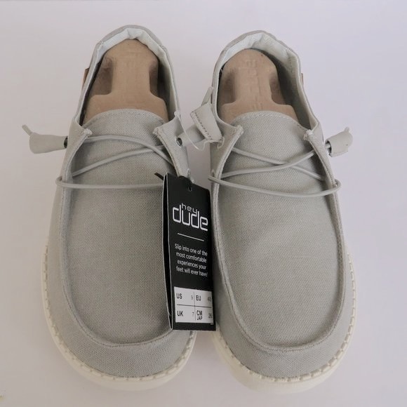 hey dude women's shoes size 9